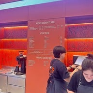 RISE COFFEE วัน แบงค็อก