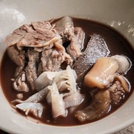 ก๋วยเตี๋ยวปาเกียว วัดโคนอน มหาสวัสดิ์