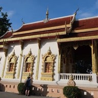 วัดพระธาตุดอยคำ (วัดสุวรรณบรรพต)