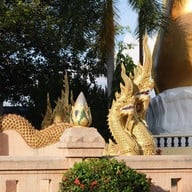 วัดพระธาตุดอยคำ (วัดสุวรรณบรรพต)