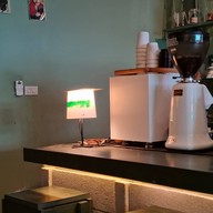 บรรยากาศ CA.FE.INT สามเสน 9