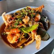 ร้านริมเขื่อน ซีฟู้ด (ร้านกลาง)เจ้าเก่าเท่านั้น สมุทรปราการ