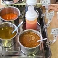 สุรพลข้าวมันไก่สิงคโปร์