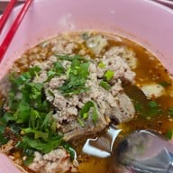 มานาก๋วยเตี๋ยวหมูตำลึง **กรณีไม่มีตำลึง จะใส่ผักบุ้งแทน**