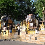 วัดพระธาตุดอยคำ (วัดสุวรรณบรรพต)