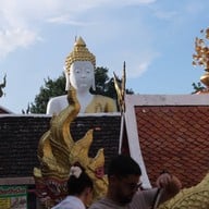 วัดพระธาตุดอยคำ (วัดสุวรรณบรรพต)