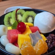 Miyuki Ice-cream บรรทัดทอง