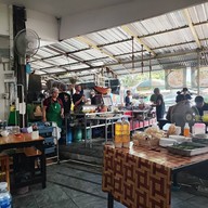 โกจิก๋วยเตี๋ยวเรืออยุธยา นนทบุรี