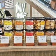 เมนูของร้าน Twinmade Specialty Coffee & Bakery Terminal 21 Asok
