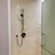 โรงแรม ราชาบุระ