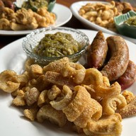 อุ้ยคำหน้า 7-11 dtown