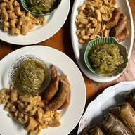 อุ้ยคำหน้า 7-11 dtown