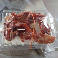 Food or drink of ข้าวเหนียวหมูทอด วัดชมนิมิตร