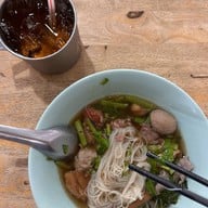 หลีง้วน