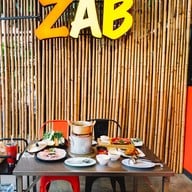 เออแซ่บ แจ่วฮ้อน ลาดพร้าว 64