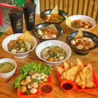 ร่ำรวยเย็นตาโฟ พหลโยธิน69/1