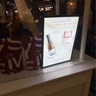 Emily's เส้นหมี่ไก่ฉีก Emily’s เส้นหมี่ไก่ฉีก