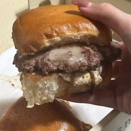 Stax Burger ห้วยขวาง