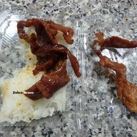 Food or drink of ข้าวเหนียวหมูทอด วัดชมนิมิตร