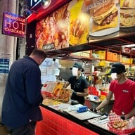 บรรยากาศ theCOMMONS ทองหล่อ