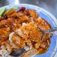 ธานี ข้าวหมูแดง - หมูกรอบ อารีย์