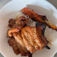 ร้านหมูปิ้งอินทามระซอย 4