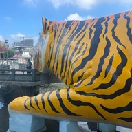 บรรยากาศ Dragon & Tiger Pagodas