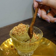 เมนูของร้าน THREE TEA POTS