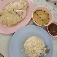 ข้าวมันไก่ตอนอ. ปอกี่