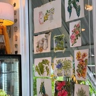 ซิมพลี่ สเปซ คอฟฟี่ แอนด์ สตูดิโอ สาขาเดียว