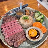 ตุ๊กแกอวกาศ-สามัคคี ติวานนท์