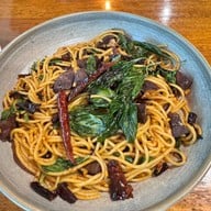 ตุ๊กแกอวกาศ-สามัคคี ติวานนท์