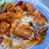 ธานี ข้าวหมูแดง - หมูกรอบ อารีย์