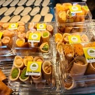 เมนู ขนมครกใบเตย สยามสแควร์ซอย 9