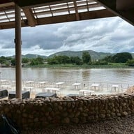 Roccia Cafe ร็อคเซียคาเฟ่