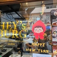 Hey's Burg สามย่าน