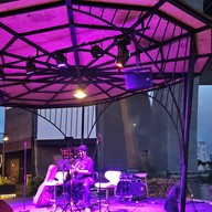 BALADA RESTAURANT & LIVE MUSIC สุขสวัสดิ์ - ราษฎร์บูรณะ - ทุ่งครุ