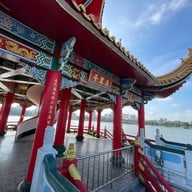 บรรยากาศ Spring And Autumn Pavilions