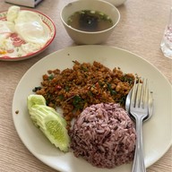 คนขยัน ไม่จน