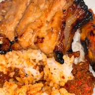 ร้านหมูปิ้งอินทามระซอย 4