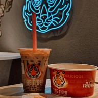 Fire Tiger by Seoulcial Club Siam Center ชั้นM