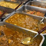 ครัวภูเก็ตxแพงใต้ ข้าวแกงใต้ อาหารตามสั่ง-ซอยสมานมิตร ซอยสมานมิตร