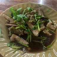 ผาผัดไทย อาหารตามสั่ง,ส้มตำ