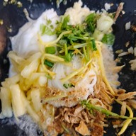 บาร์ขนมจีนบุฟเฟ่ต์ ถนนกาญจนาภิเษก