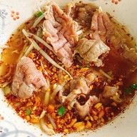 ใสสะอาดก๋วยเตี๋ยวลูกชิ้นน้ำใส สาขาพระราม4 (บ่อนไก่)
