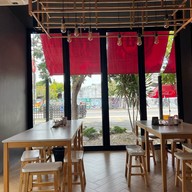 เตี๋ยว ตุ้ย ตุ้ย -