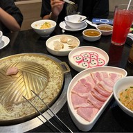 Bar-B-Q Plaza สีลม คอมเพล็กซ์