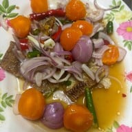 ข้าวต้มเจ๊สวย หรือ ข้าวต้ม 100 ปี พลับพลาไชย