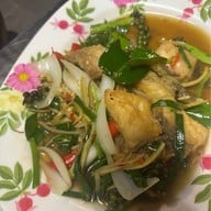 ข้าวต้มเจ๊สวย หรือ ข้าวต้ม 100 ปี พลับพลาไชย