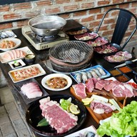 ยักษ์กินเนื้อ บุฟเฟ่ต์ปิ้งย่าง